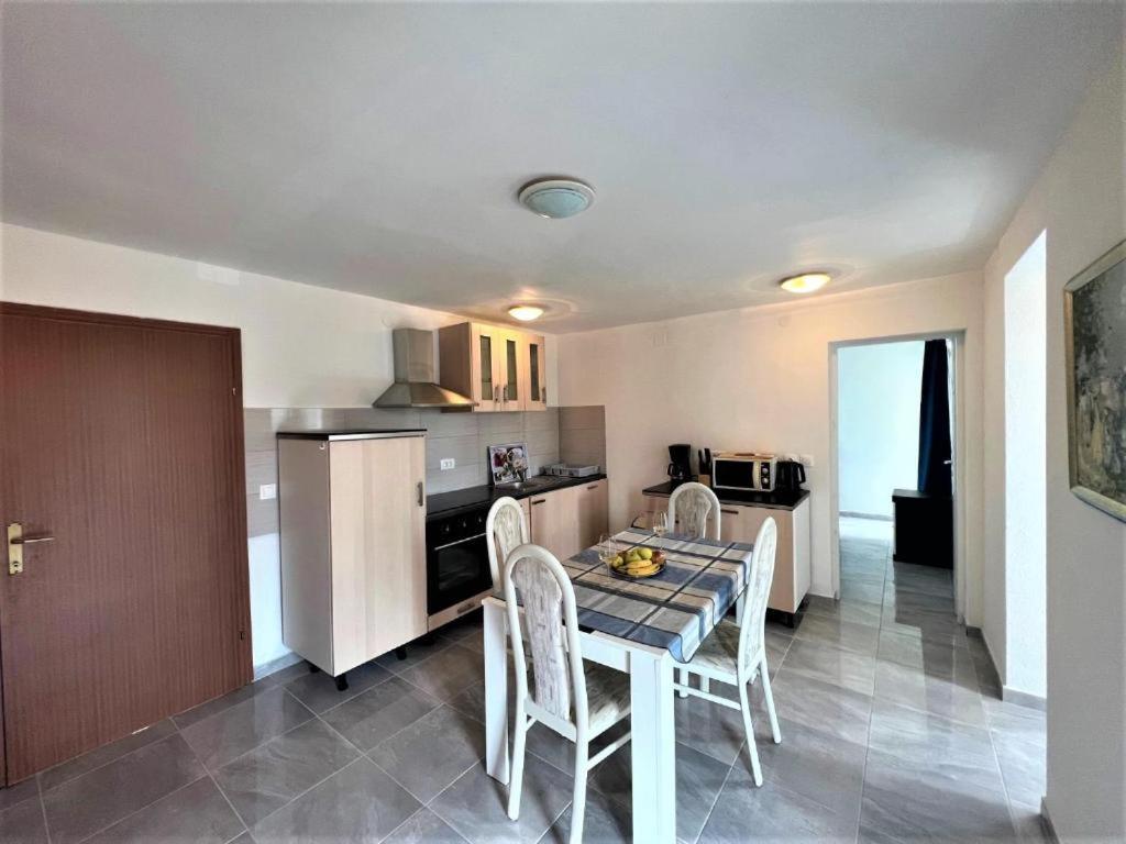 Melek Apartman Medulin Kültér fotó